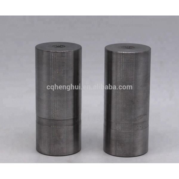 Multi-station cold heading machine nut forming die