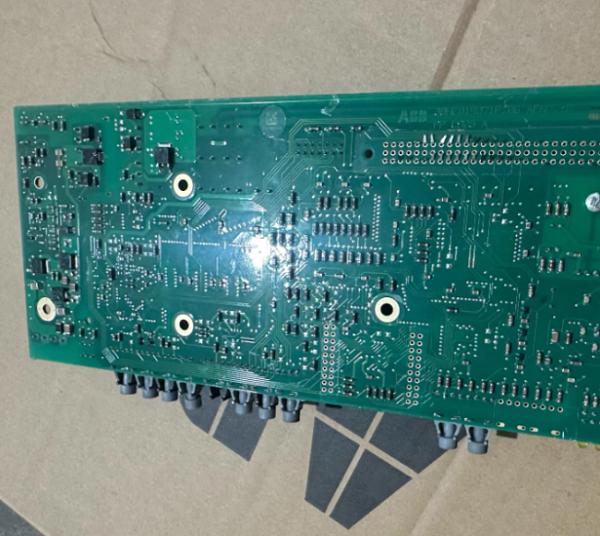 PPC905AE101 3BHE014070R0101 ABB High-performance power electronic controller AC