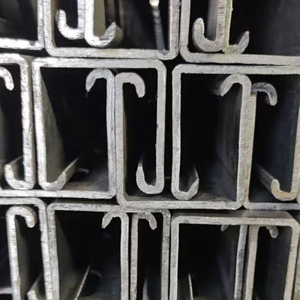 Lightweight Corrosion Resistant 1-3mm Aluminum Alloy Slotted C Channel For Construction