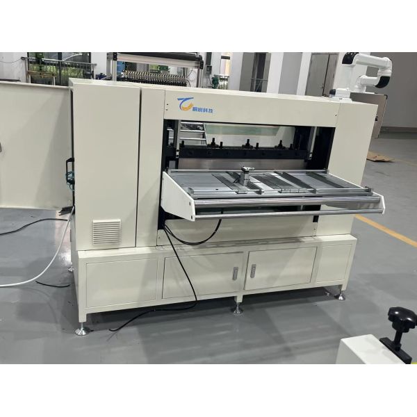 Buy Full-auto High Efficiency Air Filter Paper Folding Machine Knife Type Paper Pleating Machine at wholesale prices