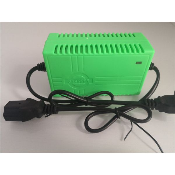 12V 8A-15A motorcycle Car Pulse Repair Battery Charger Lead acid Battery Charger temperature control compensation