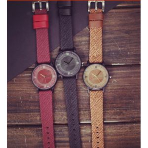 Dropshipping Eco Friendly Wooden Watches Lightweight With Customized Logo