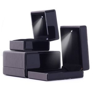 Hanhong Custom Logo LED Light Jewelry Packaging Box in Gray for Bracelet