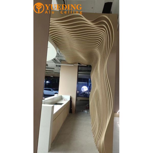 Buy Irregular Shaped Aluminum Wall Panel Twisted Arc Column Wrapping Customized at wholesale prices
