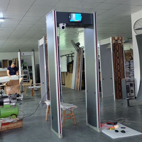 1S 10W 50cm Walk Through Metal Detector SPW-IIIDT