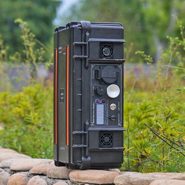 500W Solar Home Energy Storage Power Station Outdoor Portable Mobile Emergency Power Box
