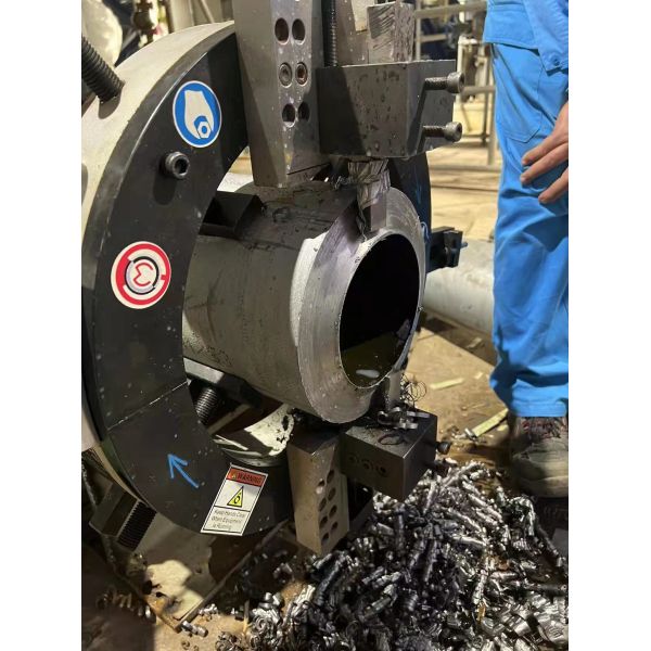 Wellnit Split Frame Clamshell Cold Cutting and Bevelling machine