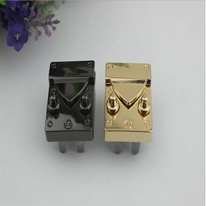 2019 New Products Zinc Alloy Light Gold Metal Thumb Catch Bag Push Locks