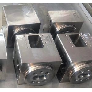 Vacuum Quenching Aluminium Bronze Extruder Screw Elements 2 Flighted