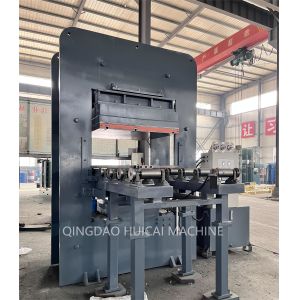 CE ISO9001 Customized Rubber Vulcanizing Press 2400mm*1450mm*4050mm Electric