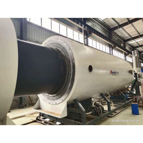 Water/Oil/Natural Gas Supply HDPE Pipe Extrusion Machine PE Insulated Pipe Extrusion Line