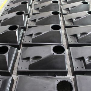 Large Shell Reaction Injection Molding Parts With Deburring Surface Polyurethane