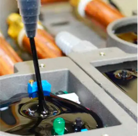 Suitable 2 Part Adhesive Dispensing Equipment for Potting and Casting Electronic