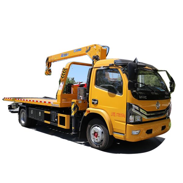 Customized 4X2 Dongfeng Brand Flatbed Tow Wrecker Truck 130HP 4.2 Meters Flatbed Body With 8 Tons Crane
