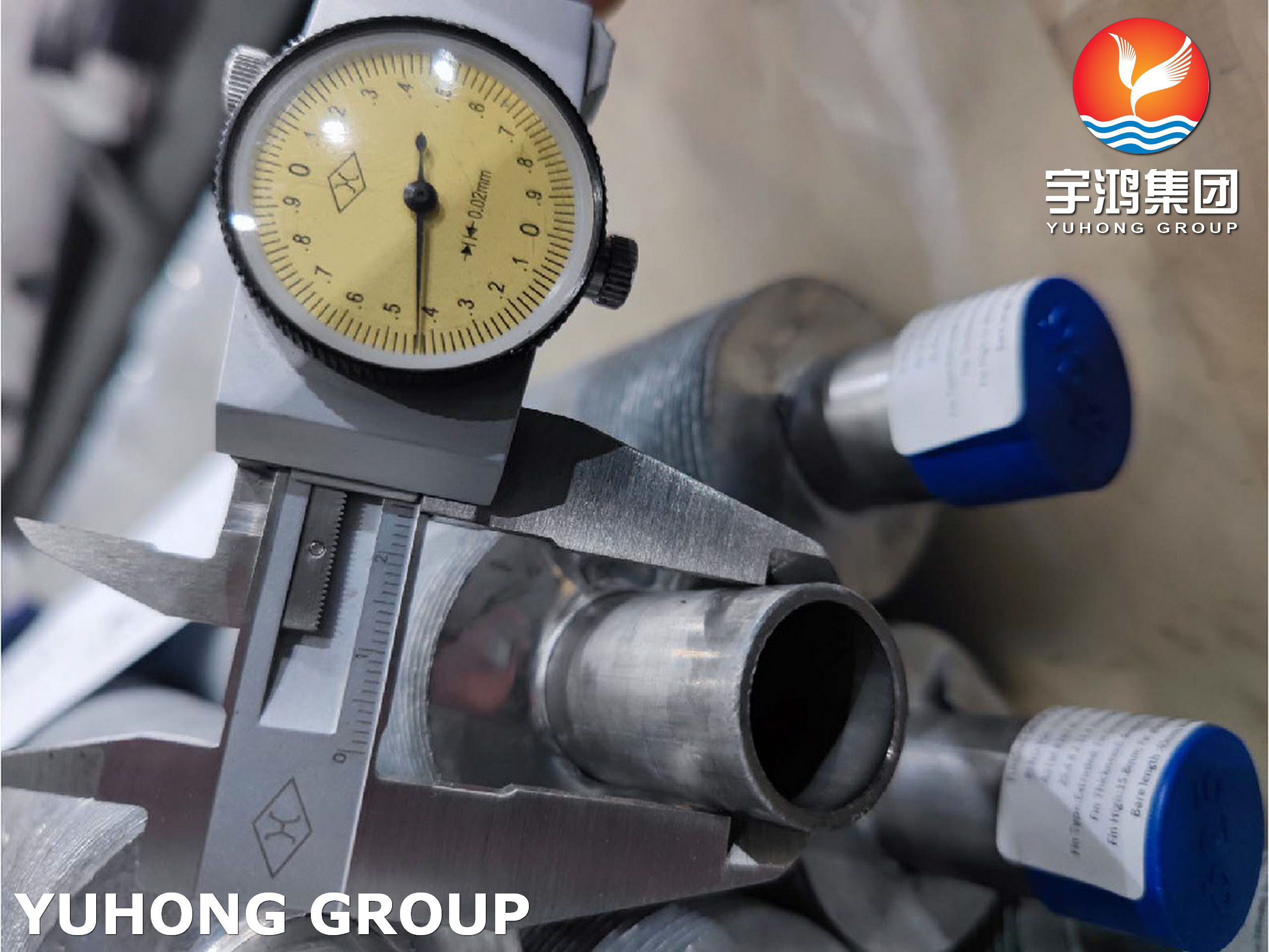 ASTM B163 N08825 Extruded Finned Tube With AL1060 Fins For Oil Refinaries