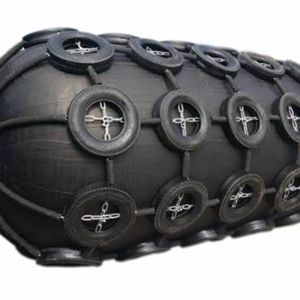 China Tensile Strength Impact Resistant Pneumatic Marine Fender with Cylindrical Shape on sale