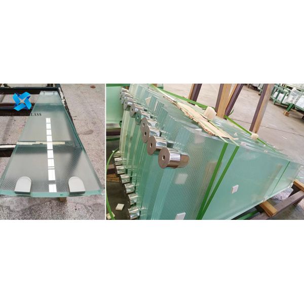Glass staircase step pictures Glass staircase step pictures