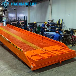 Quality Mobile Dock Ramp for Forklifts - High Load Capacity &amp; Anti-Slip Surface - Ideal for Container Loading/Unloading for sale