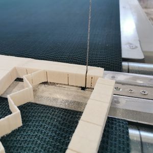 Computerized PU Foam Cutting Machine For High Density Foam Slicing DTC-FL1305