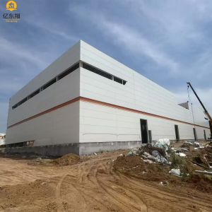 Light Prefabricated Steel Structure Building With Sandwich Panels Wall
