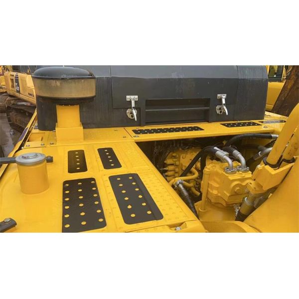 Second Hand Komatsu PC450-8 Crawler Excavator with Cummins Engine and 861 Working Hours