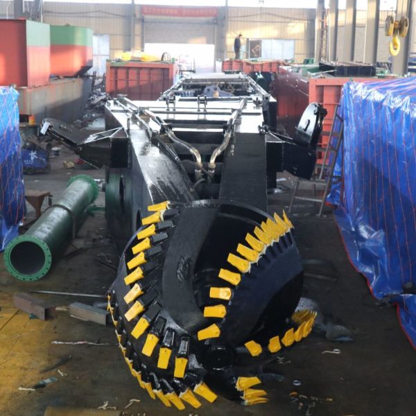Hydraulic Diesel Engine Cutter Suction Sand Dredger for Tin Mining