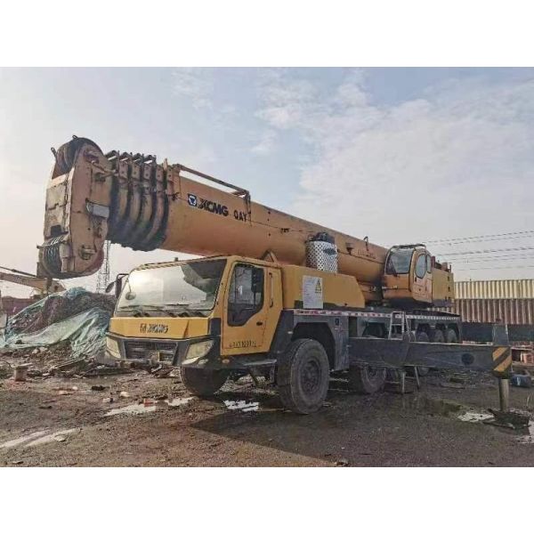 4 Shaft Number 2019 Xg 200ton Used Truck Crane Used Heavy Quipment Five-Arm Crane Jib
