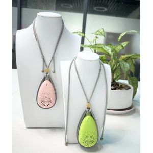 Lightweight 74g Wearable Air Purifier with 21 Hours Long Lasting