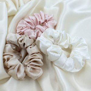 China Elastic 6cm Pure Mulberry Silk Headband Small Box Packaging on sale