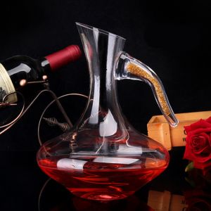 Classical Design Round Wine Decanter , Hand Blown Lead Free Glass Decanter