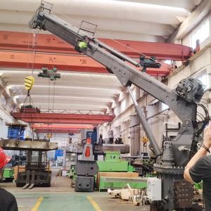 OUCO 2.5T 14M Hydraulic Boat Crane With Extending Boom