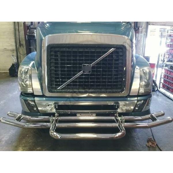 304 Stainless Steel New Semi Truck Deer Guard With LED Lights For Freightliner Cascadia Vnl
