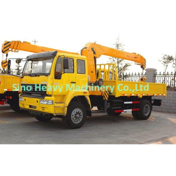 Diesel SQ5SK3Q Truck Mounted Crane , 5 TON Telescoping Boom Crane
