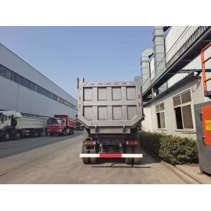 SINOTRUK HOWO Heavy Duty Mining Dump Truck LHD 6x4