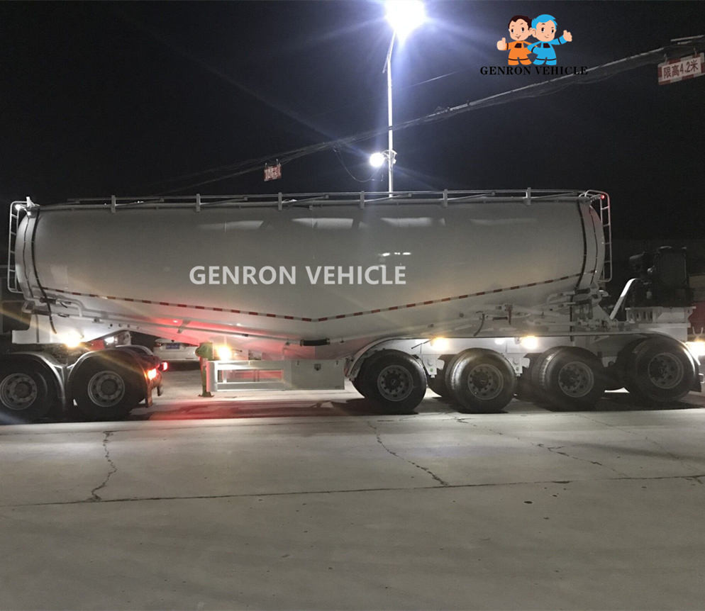 Welding 28t Landing Gear Q235 45CBM Cement Trailers