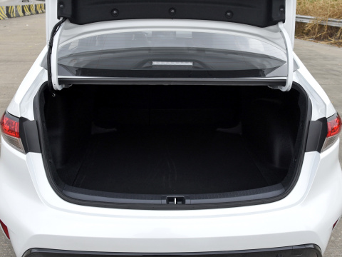 20202021 2022 Toyota Leling Dual Engine E Electric Car Large Capacity Left Hand Drive