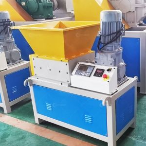 Stainless Steel Used Plastic Scrap Tires Shredder with Customized Multifunctiona