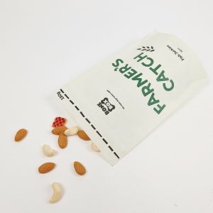 White Handle Material and Stand Included in Personalized Gift Sacks