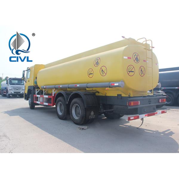 Buy 15000L , 18000L , 20000L EURO II Oil Tanker Truck / Sinotruk Military Howo Tanker Truck at wholesale prices