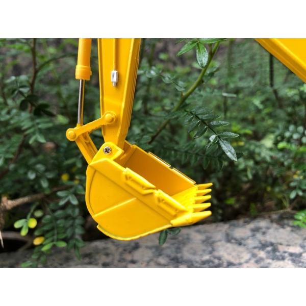 Komatsu PC400LC-8 1/50 Scale Alloy Excavator Model - Diecast Construction Vehicle