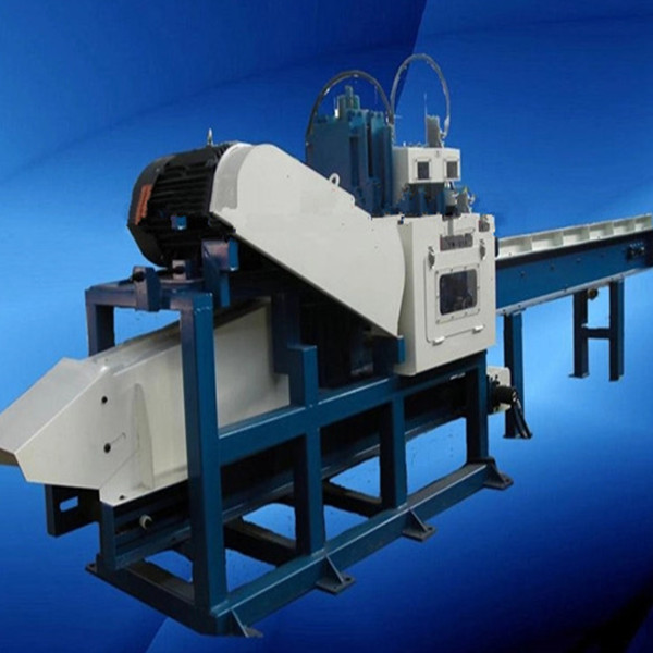 Double Shaft 10m3/H 3500kg Saw Dust Making Machine