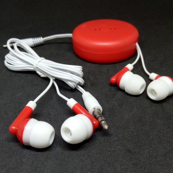 Professional Manufacturer Earbuds Headphone Made in China for Airplane