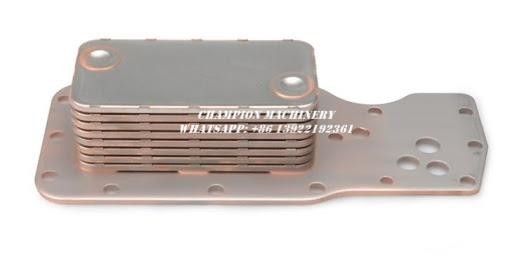 3975818 Cummins Engine Parts Diesel Oil Cooler for ISB6.7 QSB6.7