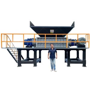 Double Shaft Shredder for Large Pipe PE Pipe Recycling in Manufacturing Plant