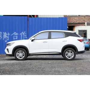 1680kg Maximum Full Load Mass Gasoline Powered SUV Built With Horizontal Engine