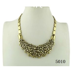 Newest big gold chain fashion necklace with special design