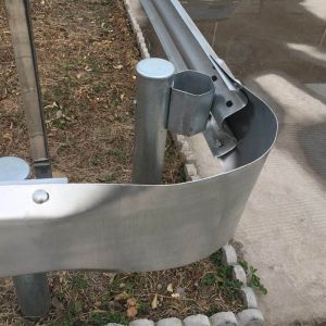 Q235 Q345 Hot Galvanized Expressway Highway Guardrail System Buffer Terminals