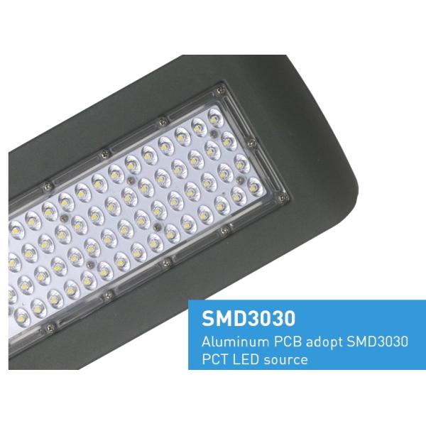 High Brightness Outdoor Lighting Street Lamps 50w 3000K With Isolated Drive