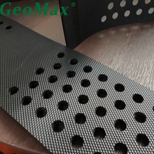 HDPE Geocell GM445-150mm Slope Stabilization for Highway Embankments In Japan