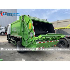LHD / RHD Howo 4x2 7000 Liters Garbage Removal Truck